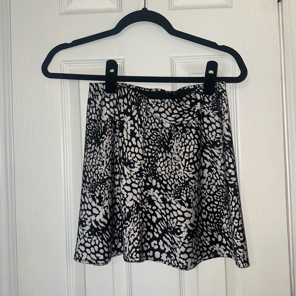 NWT Forever 21 Leopard Print Skirt - Picture 2 of 6